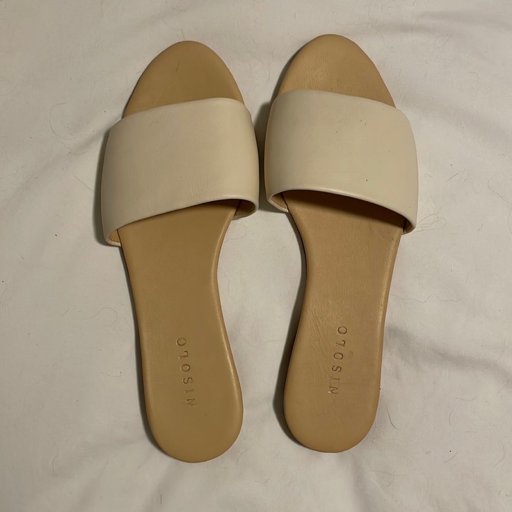 Nisolo cream leather sandals
